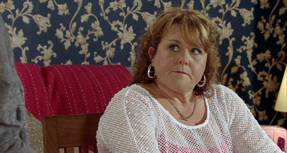 Actress Wendi Peters says the BBC needs to bring back Keeping Up Appearances