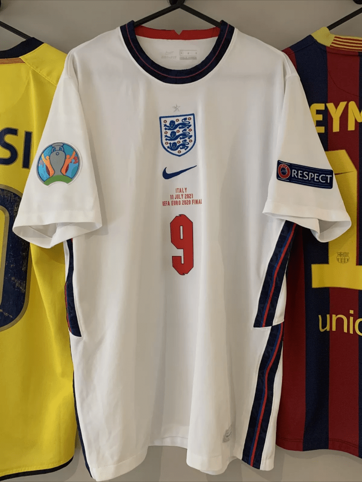 The Harry Kane name and number on this shirt has seen it go for £81