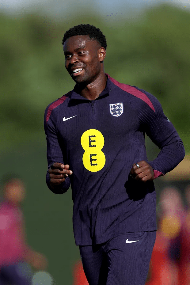 Marc Guehi wearing the Oura ring during training ahead of Euro 2024