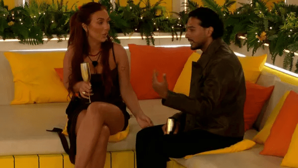 Love Island fans are convinced Munveer Jabbal is ‘playing’ with Patsy Field