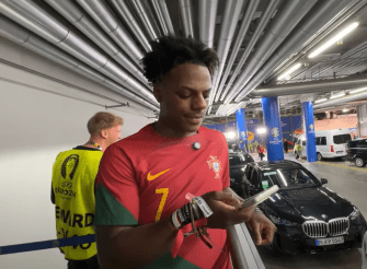 Speed waited 90 minutes to meet Ronaldo and Leao