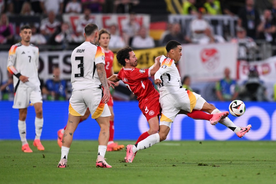 Joachim Andersen's opener was ruled out after Thomas Delaney was found to be marginally offside in the buildup