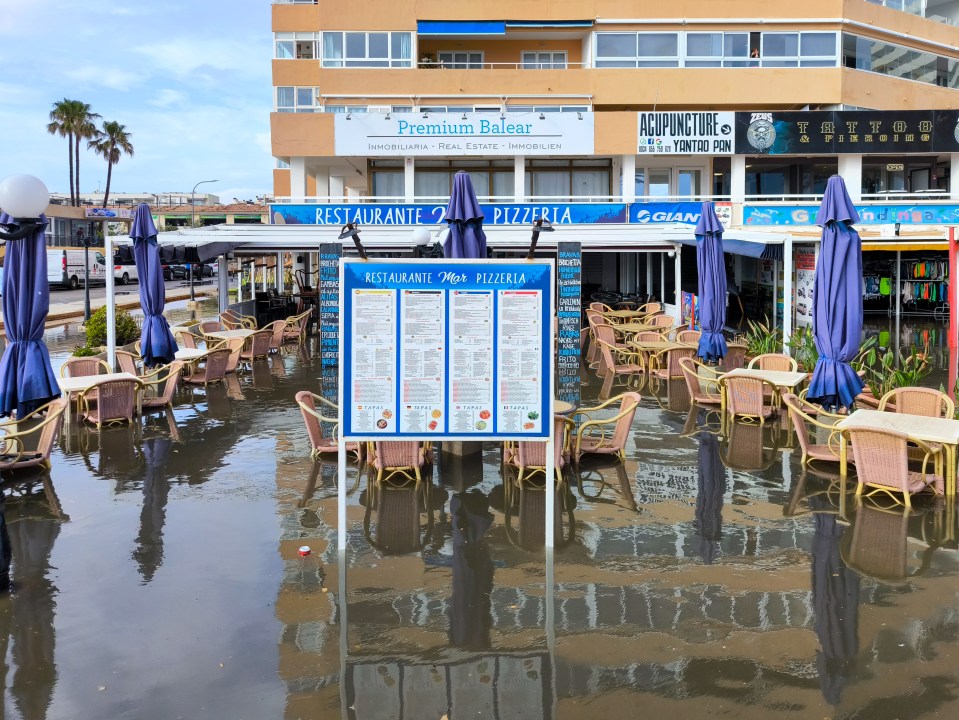 A tourist restaurant in Majorca is flooded during the deluge