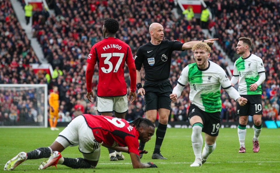 Manchester United and Liverpool renew their rivalry on August 31