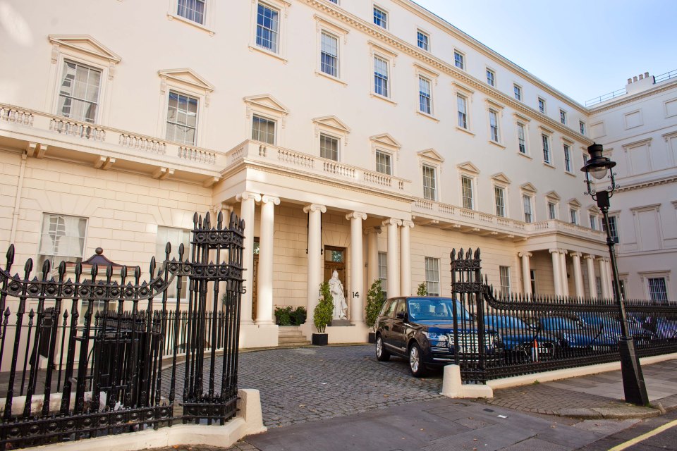 The family owns a huge mansion near Buckingham Palace, now worth £250m