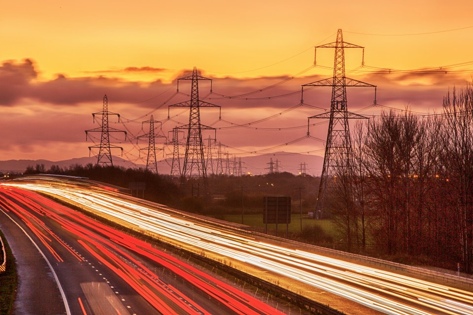 Rush hour on the M56 at Helsby, Cheshire