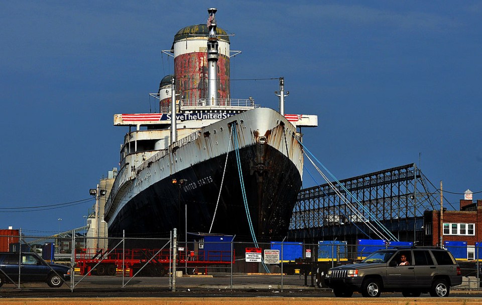 a large ship called the united states is in a dry dock