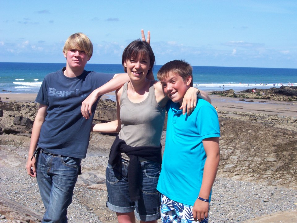 Dan Spargo-Mabbs, pictured right, with his mum Fiona and brother Jacob, now 29