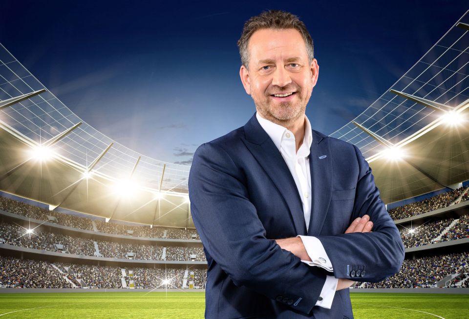 Woods 'seamlessly' replaced Mark Pougatch, who had hosted the 5pm kick on ITV