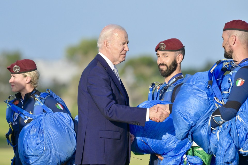 The White House says Biden was just congratulating a diver in the viral clip