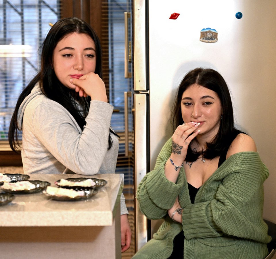 Georgian twin sisters Anna Panchulidze, an English student at university, and Elene Deisadze, a psychology student met each other by chance on TikTok