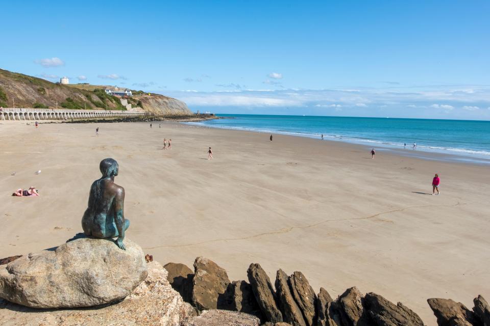 It also has the Folkestone Mermaid - similar to the one in Copenhagen