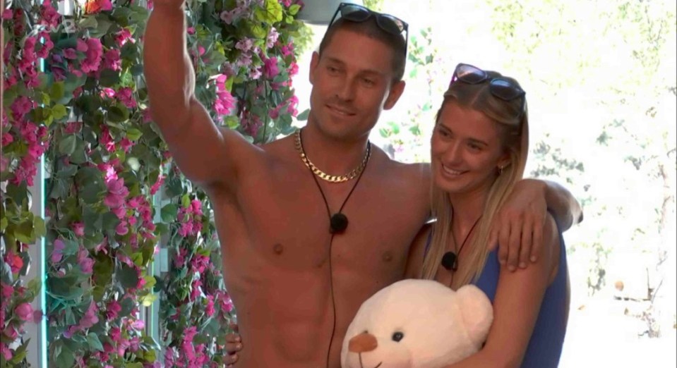 EROTEME.CO.UK FOR UK SALES: Contact Caroline 00 44208 374 8542 If bylined must credit ITV2 Love Island Picture Shows: Maya Jama enters the villa. Old Islanders enter the villa too and they must decide which couple to dump from the villa. Grace Jackson picks Joey Essex and Jessy Potts, who received the most votes and therefore have to leave the villa immediately. Jessy gets emotional and cries, and Joey talks to Sean Stone before he goes. NON-EXCLUSIVE Date: Sunday 28th July 2024 Job: 240728UT13 London, UK EROTEME.CO.UK Disclaimer note of Eroteme Ltd: Eroteme Ltd does not claim copyright for this image. This image is merely a supply image and payment will be on supply/usage fee only.