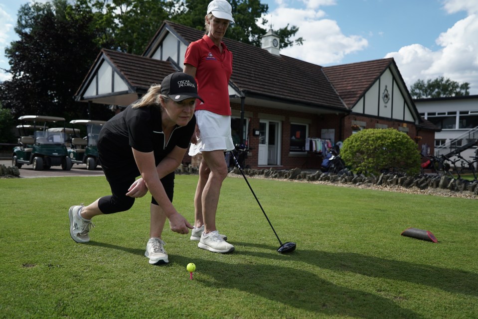 Close friend Jane is always on hand to assist Mandi in going low