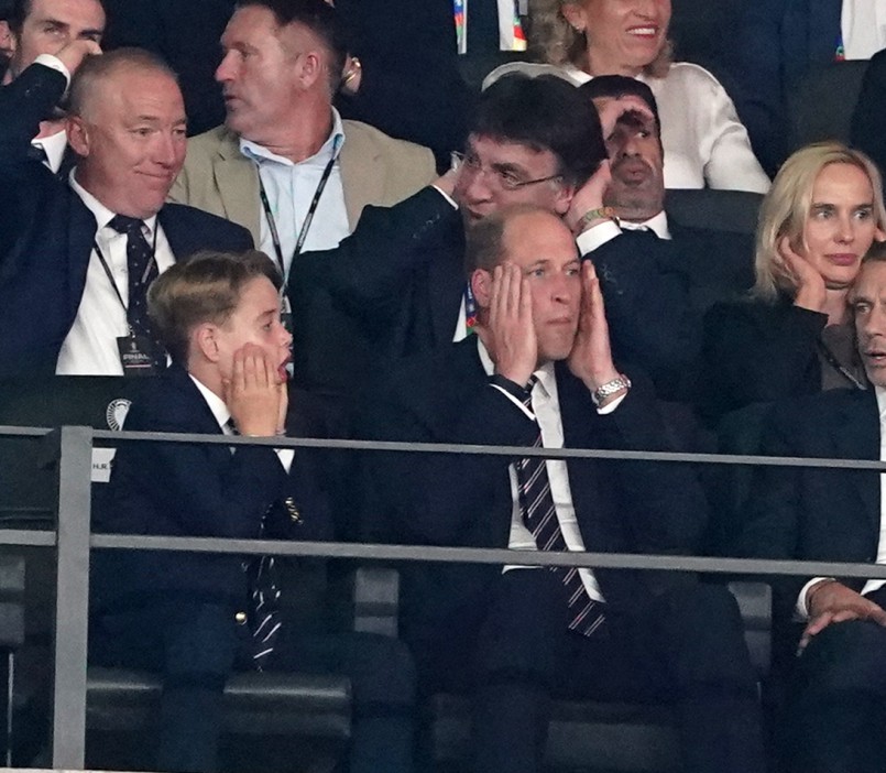 Devastated at the loss, George mirrors his father's reaction