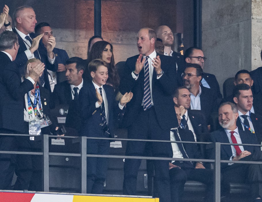 The pair cheered on the Three Lions