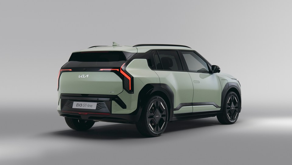 Pricing will start from £32,995 which is around £4,000 cheaper than the Kia Niro EV