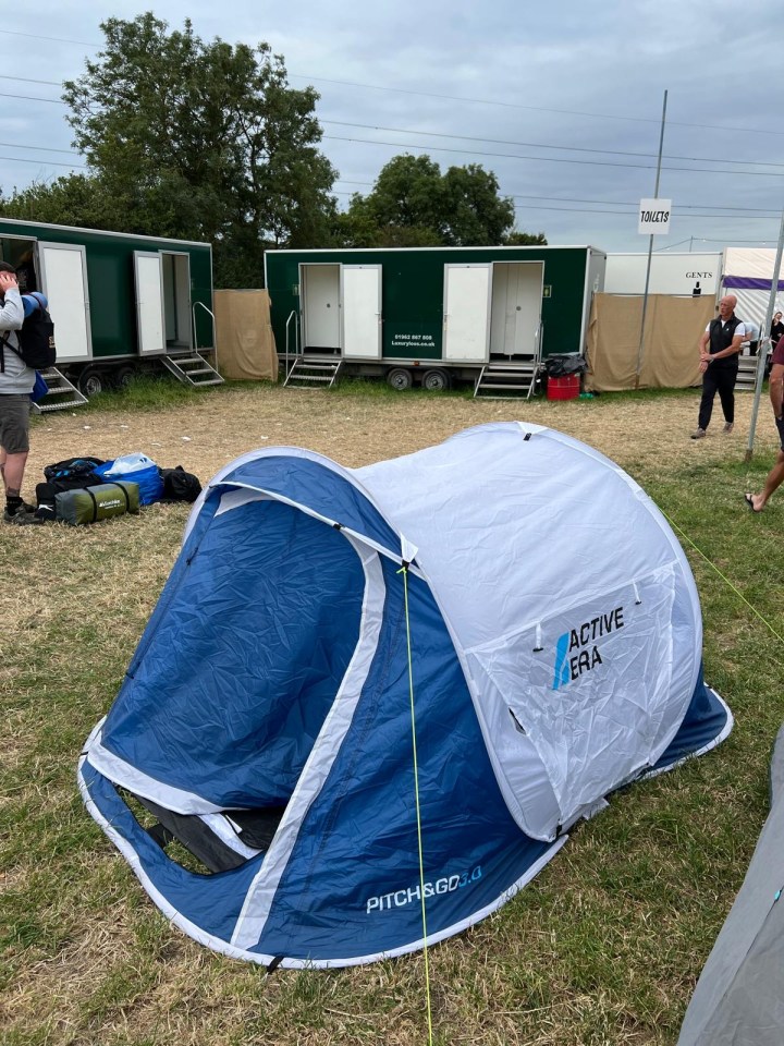 Cruz's £60 tent pitched near the Glaso toilets