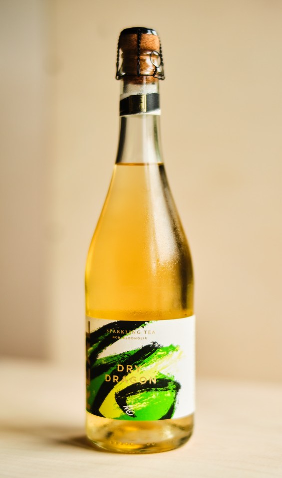 Dry Dragon Naturally Fermented Sparkling Tea