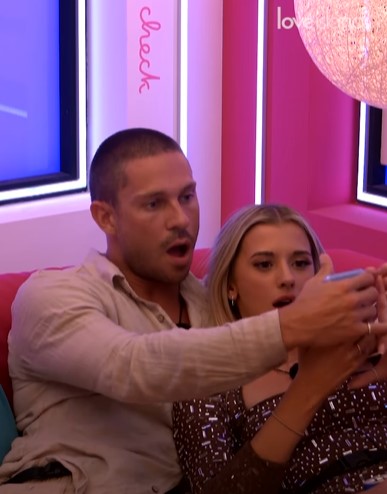 Jessy and Joey are stunned as they learn of Lolly's arrival