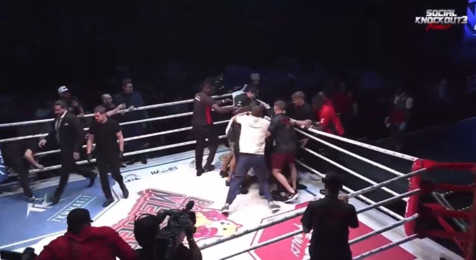 Security piled into the ring to separate the fighters at Social Knockout 3