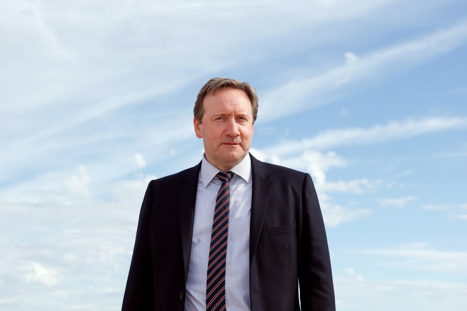 Midsomer Murders star Neil Dudgeon has publicly called for ITV bosses to make a huge change to the show’s format