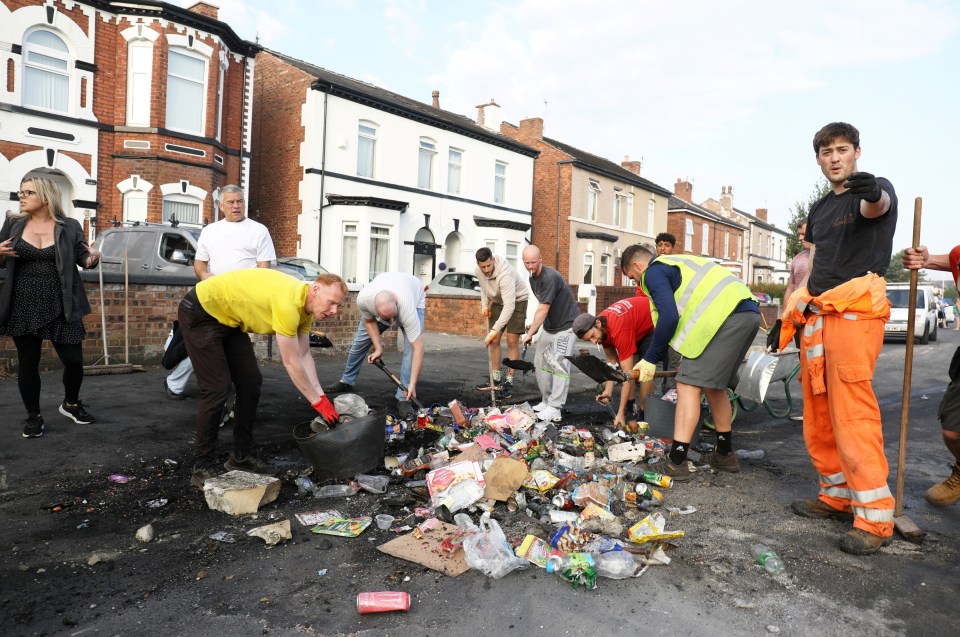 Community clear-up in the aftermath of the disorder in Southport