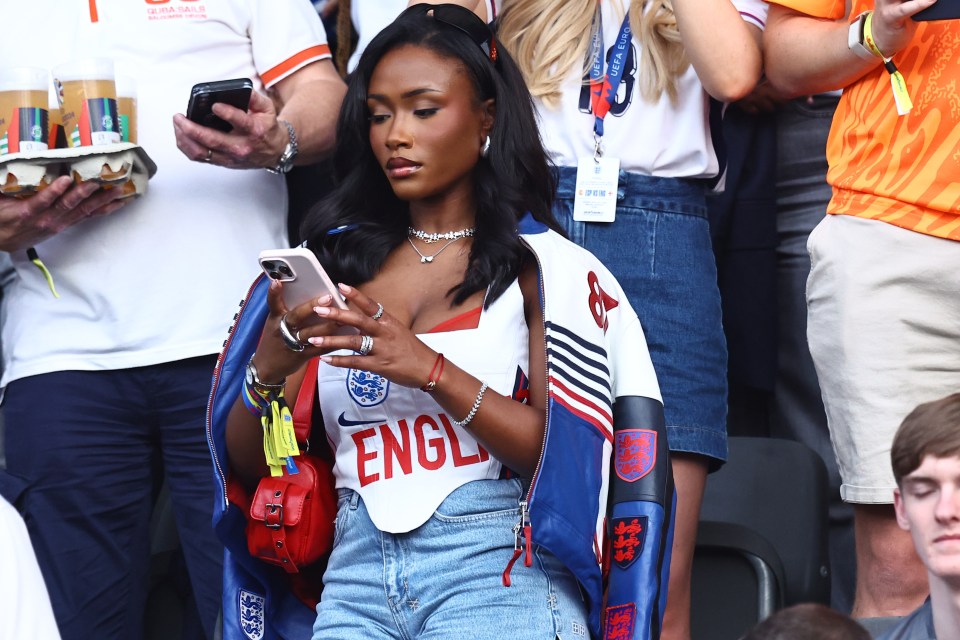 Bukayo Saka's Wag Tolami Benson stunned in the stands