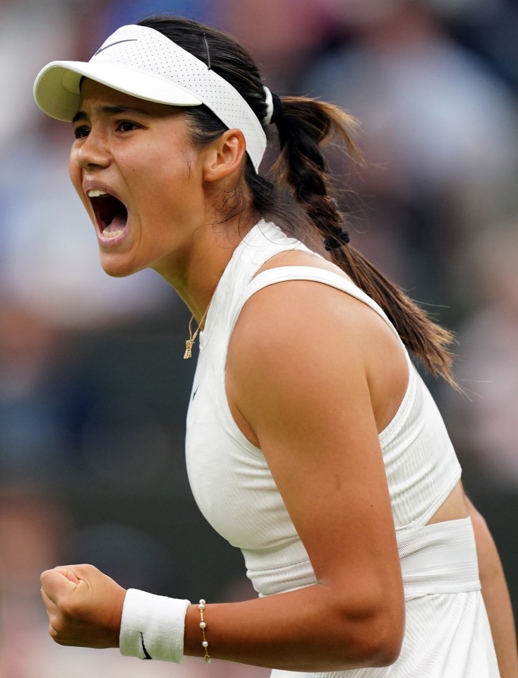 Emma Raducanu has marched into round three at Wimbledon