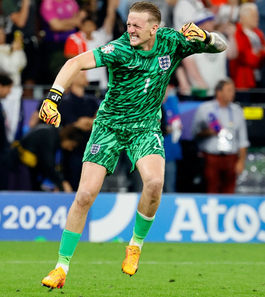 a soccer player with the number 1 on his jersey