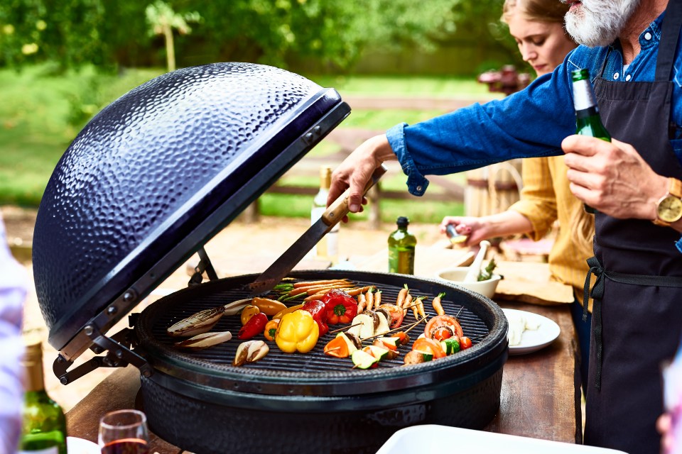 Different types of barbecues consume different amounts of energy