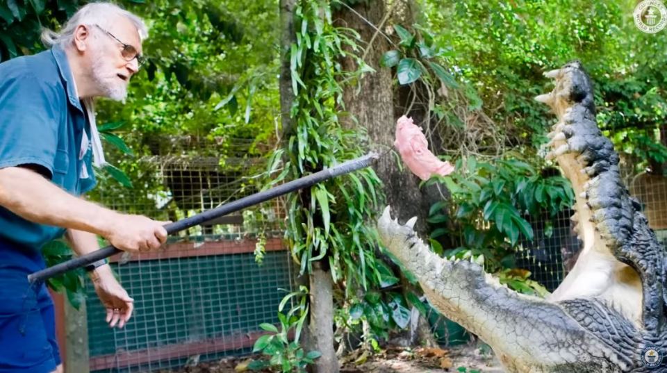 He now lives in a maritime zoo off the coast of Australia