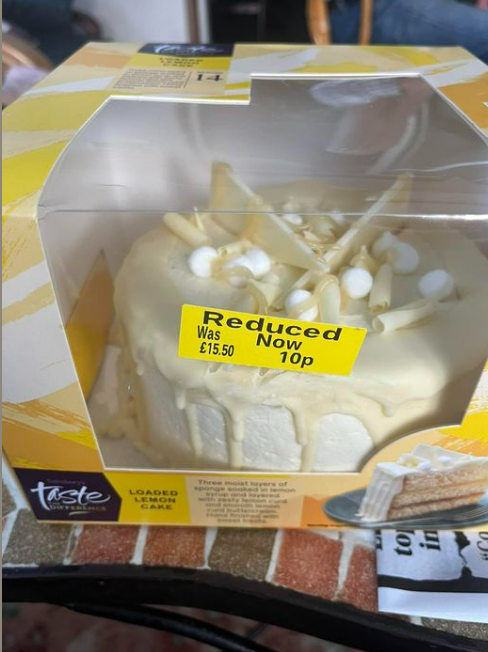 Shoppers called it 'the best reduction ever seen'