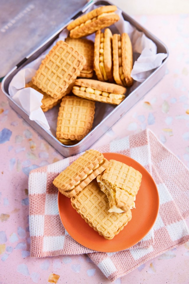 These custard creams taste so much better than the supermarket version!