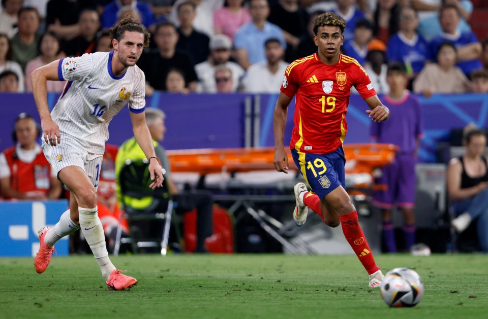 Yamal dummied past Adrien Rabiot before scoring his wondergoal