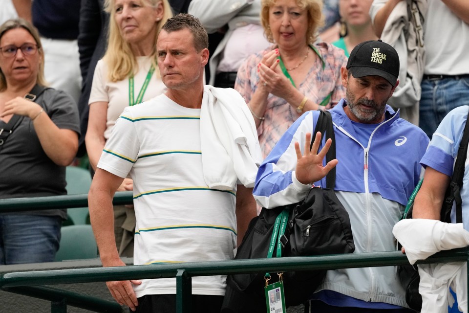 Lleyton Hewitt was also in De Minaur's player box