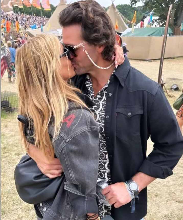 Louise and Drew looked smitten as they spent time at Glasto