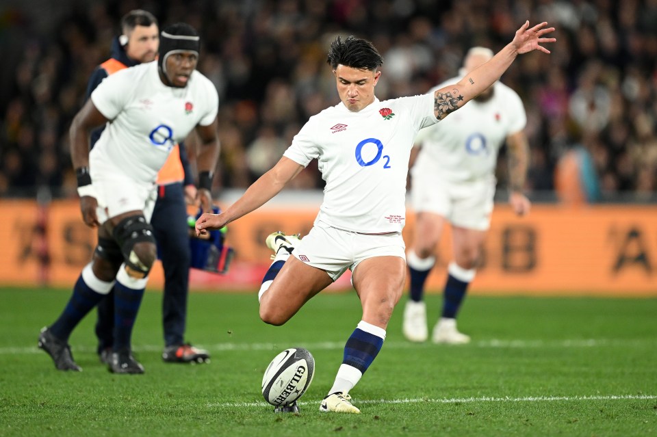 Marcus Smith's missed kicks cost England the win