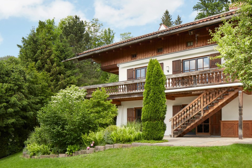 He is renting out his home in the Bavarian Tegernsee resort for just £18