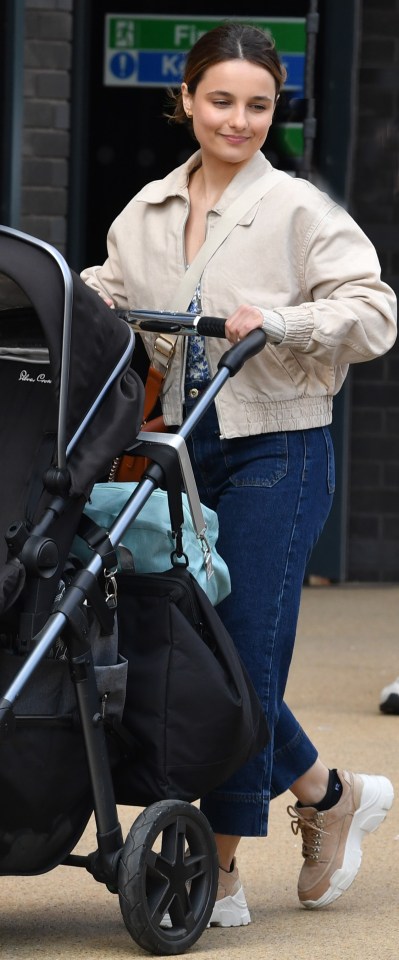 The actress was seen filming scenes with a young child