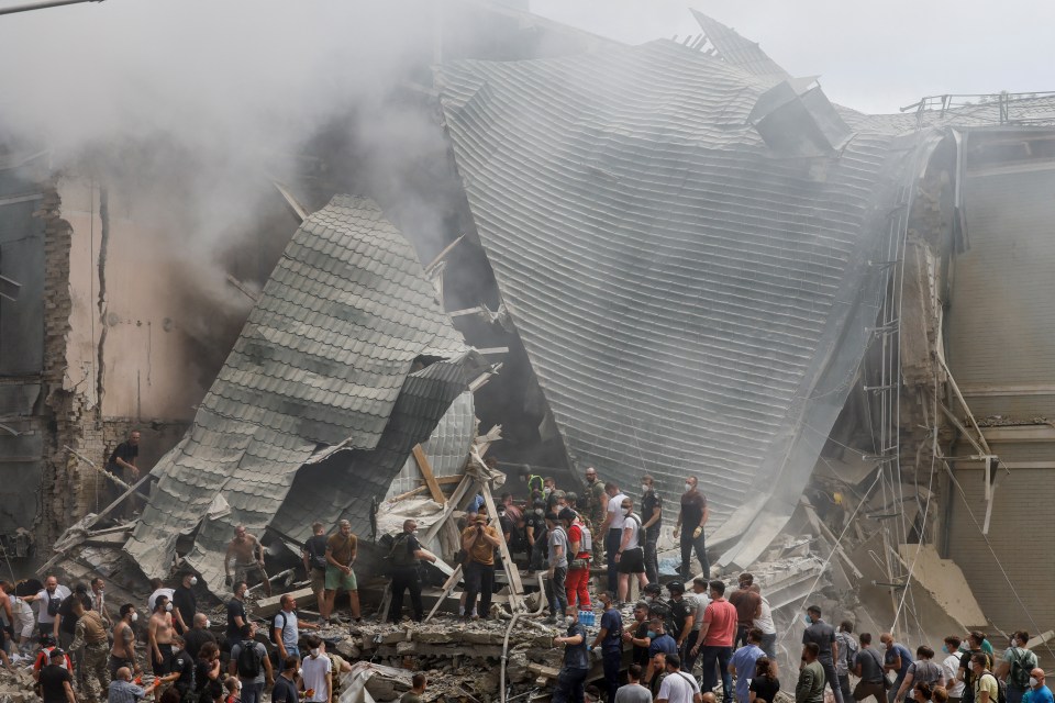 The building caved in where it was by a hypersonic missile