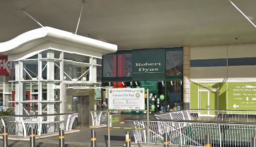 The Robert Dyas branch closed on Saturday