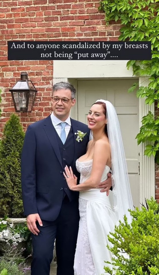 Trolls targeted the Mothers and Daughter’s actress after she wore a strapless frock to say I Do