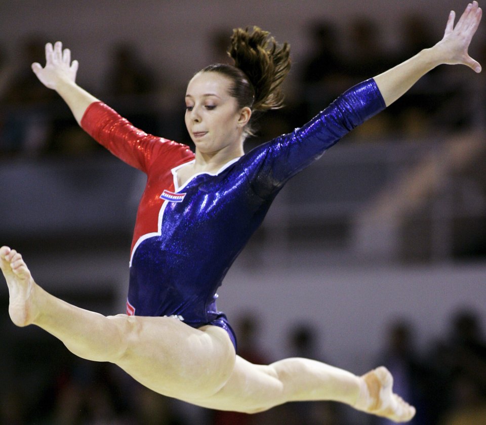 Van de Leur in action in 2006 at the World Artistic Gymnastics Championships