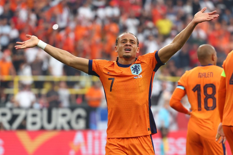 Manchester United have lined up a shock move for Netherlands star Xavi Simons