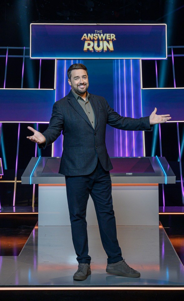 Jason Manford is hosting new game show The Answer Run