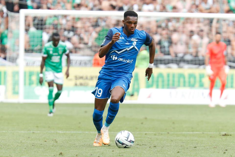 Norwich have identified Grenoble ace Lenny Joseph as a potential replacement for Rowe