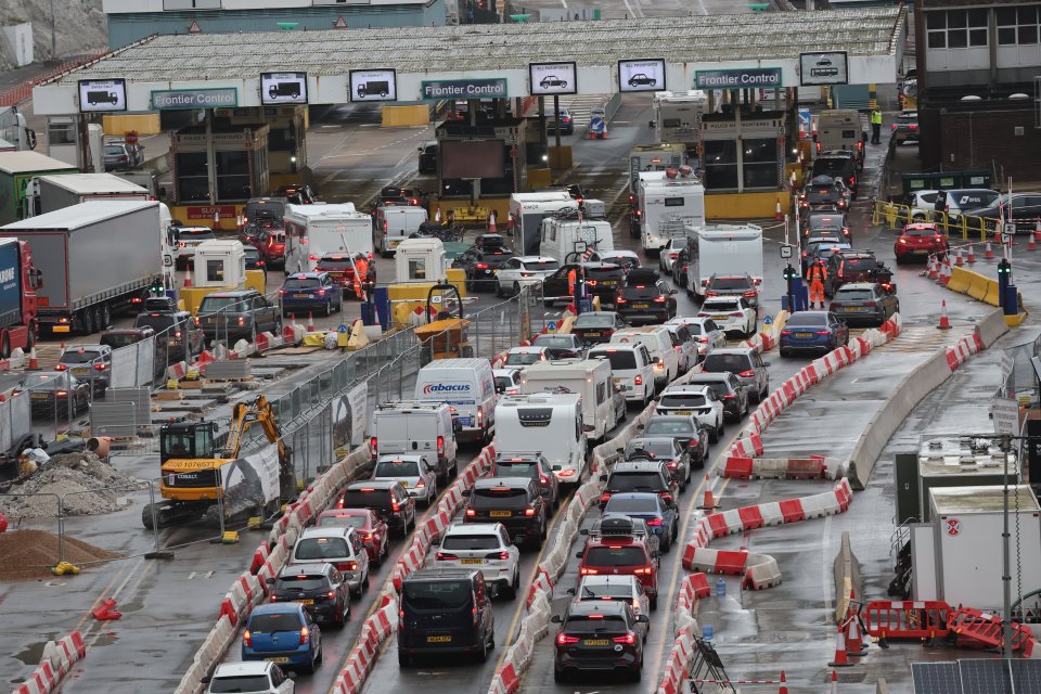 Bank holiday chaos looms as people queue for ferries at the Port of Dover