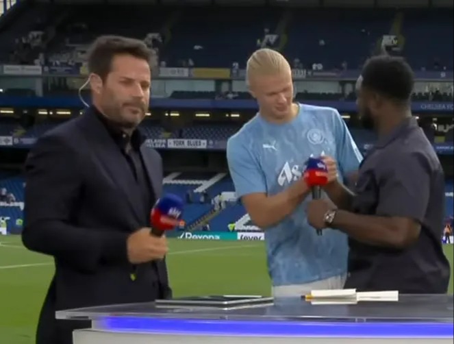 Erling Haaland questioned Micah Richards' choice of shirt