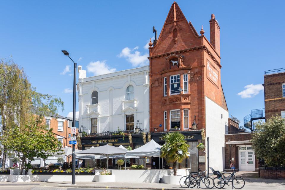 The White Horse is a stunning pub both inside and out.